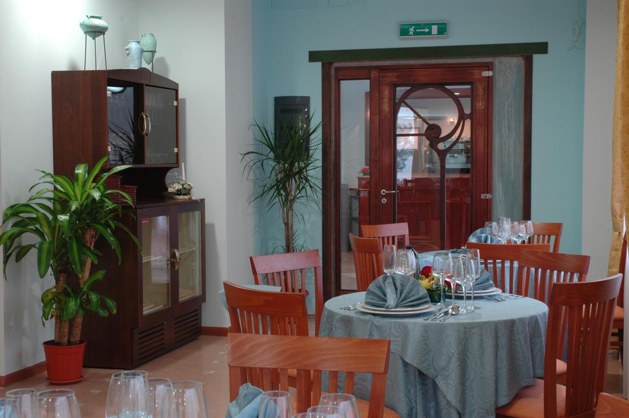 Real Asturias Hotel Acquappesa Esterno foto