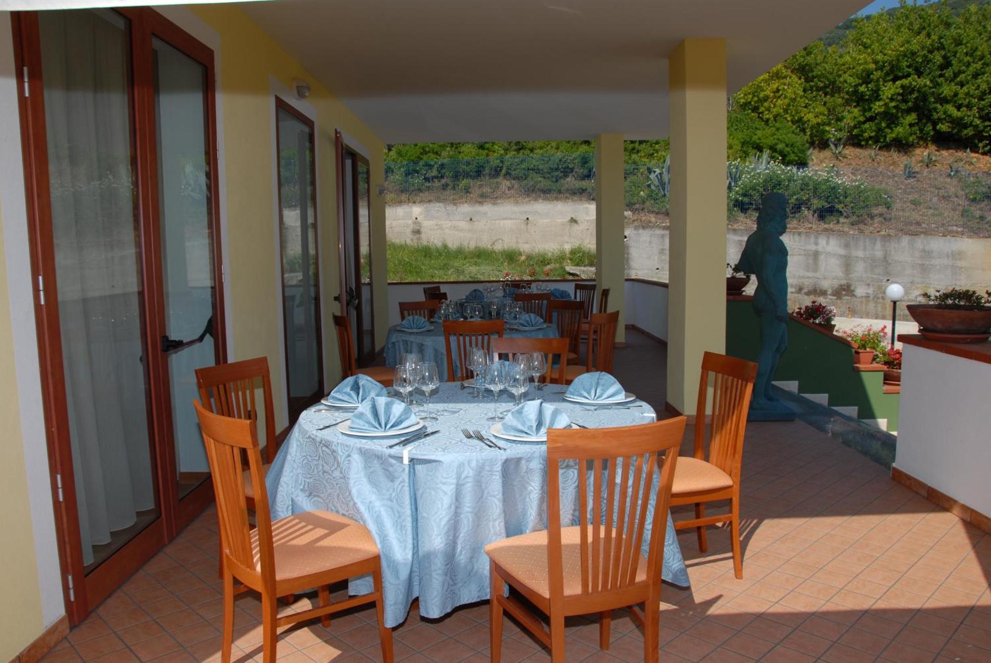 Real Asturias Hotel Acquappesa Esterno foto